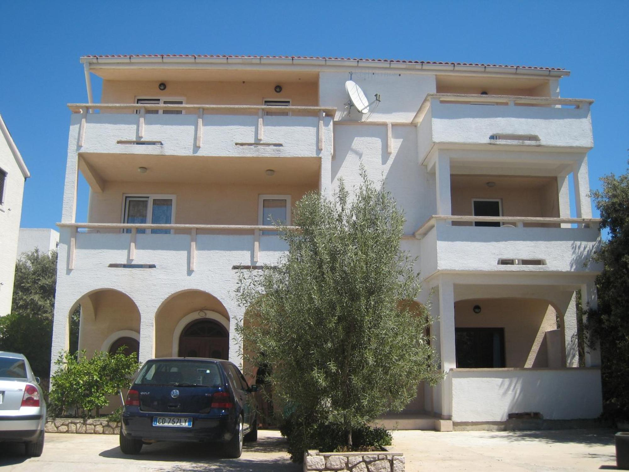 Apartments Selez ماندري المظهر الخارجي الصورة